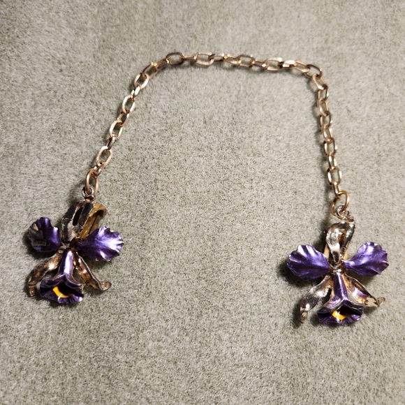 Flower sweater chain clip - Picture 1 of 4